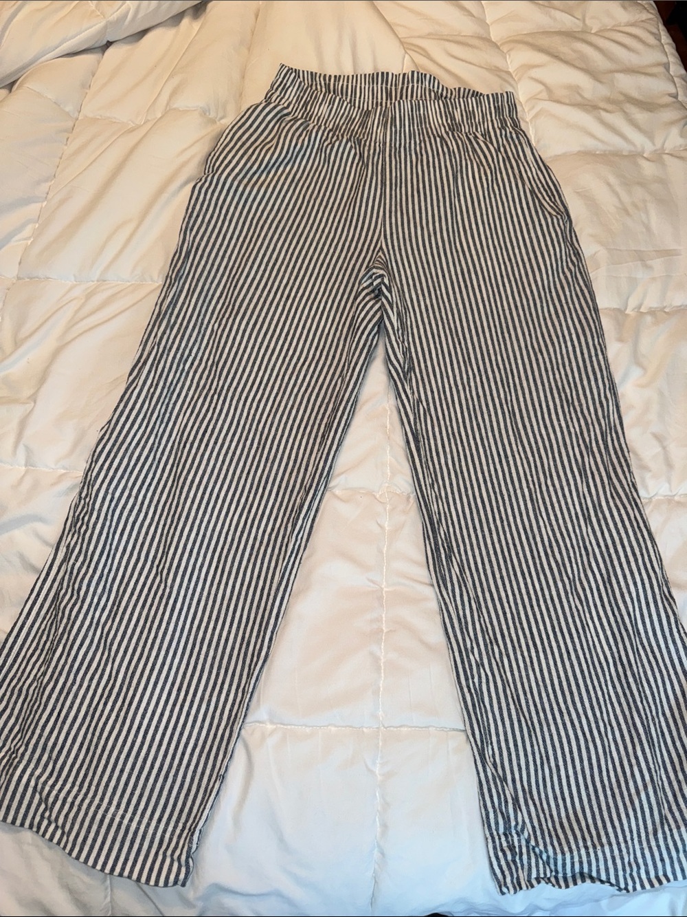 Old Navy / size small / Wide-Leg / Pull-On 2025 Linen pants / blublust EUC